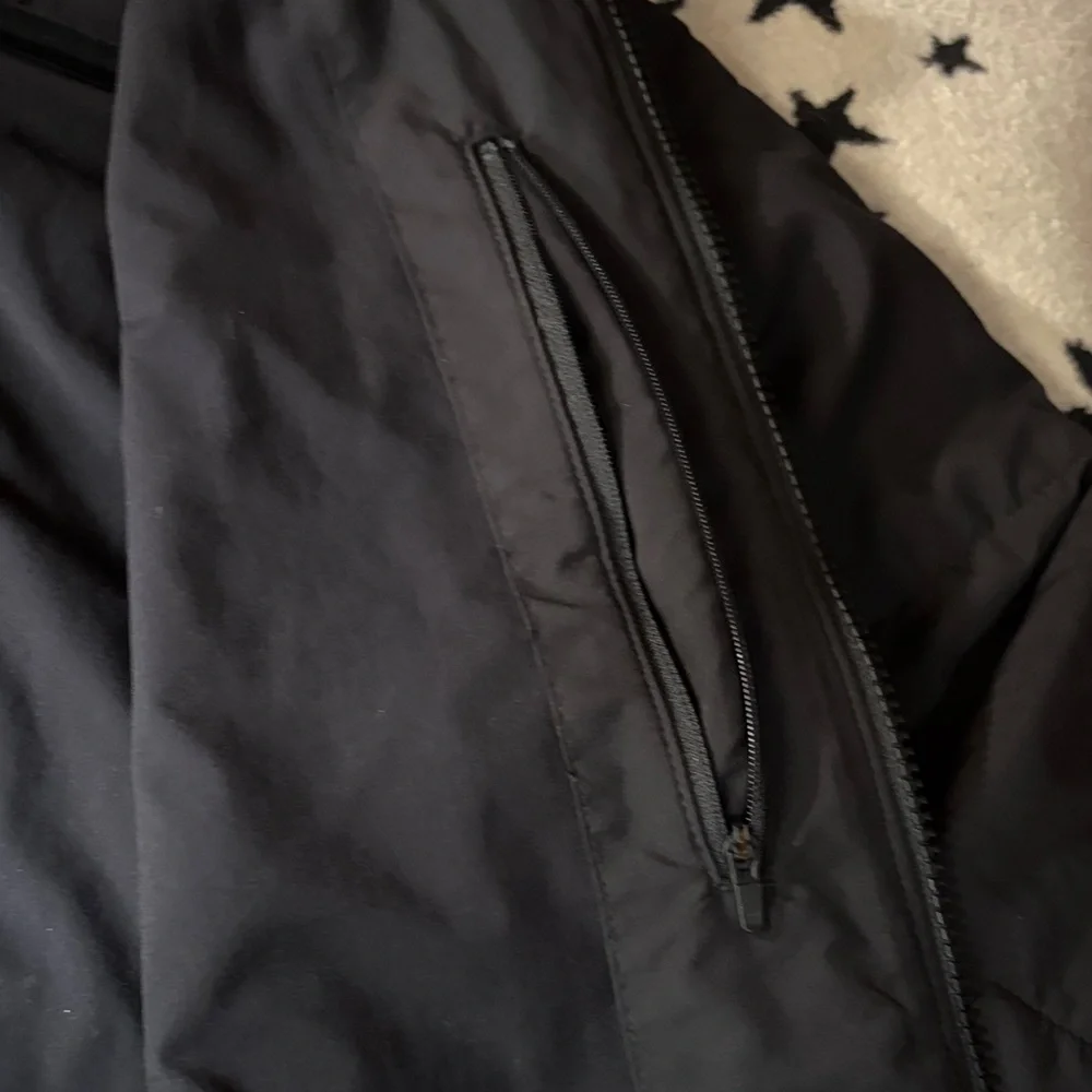 Patagonia Black Bomber Jacket - Picture 6 of 7